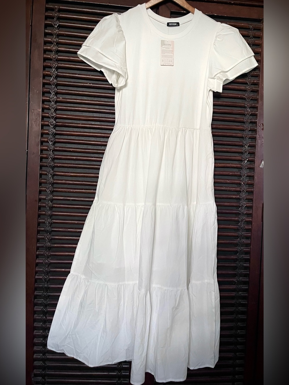 BTFBM White Crewneck Midi Maxi Dress Double Poplin Flutter Sleeves Tiered XL NWT - Picture 8 of 8